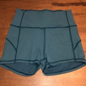 Lululemon In The Movement Everlux Shorts Size 4
